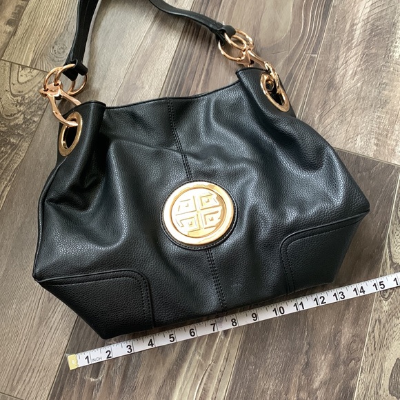 Marshallβs leather Shoulder Bag - Picture 11 of 13